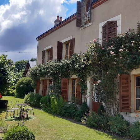 Le Buisson De La Gariole Bed and Breakfast Aubigny-sur-Nère Exteriör bild